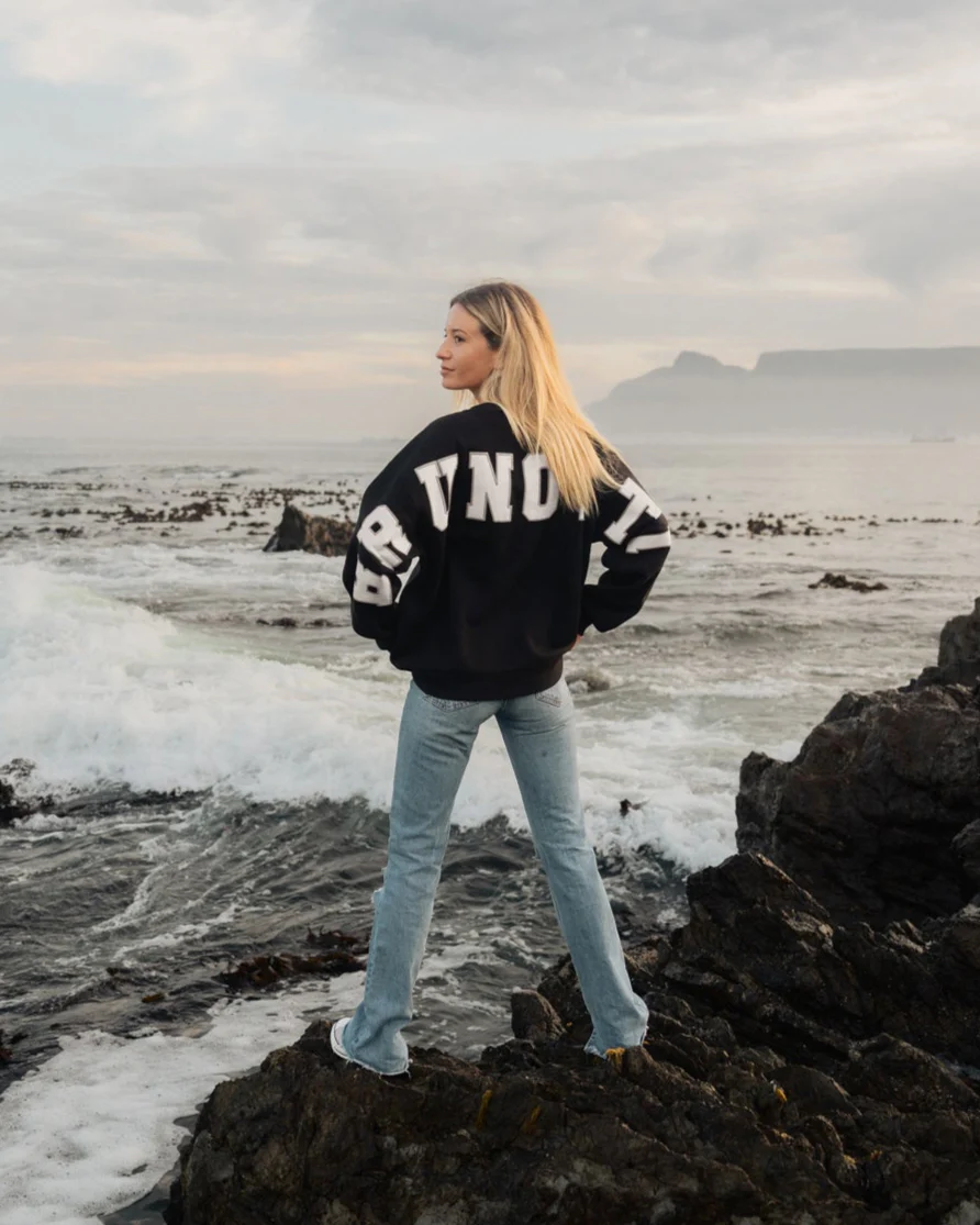 Alm Women Sweater | Black - Image 4