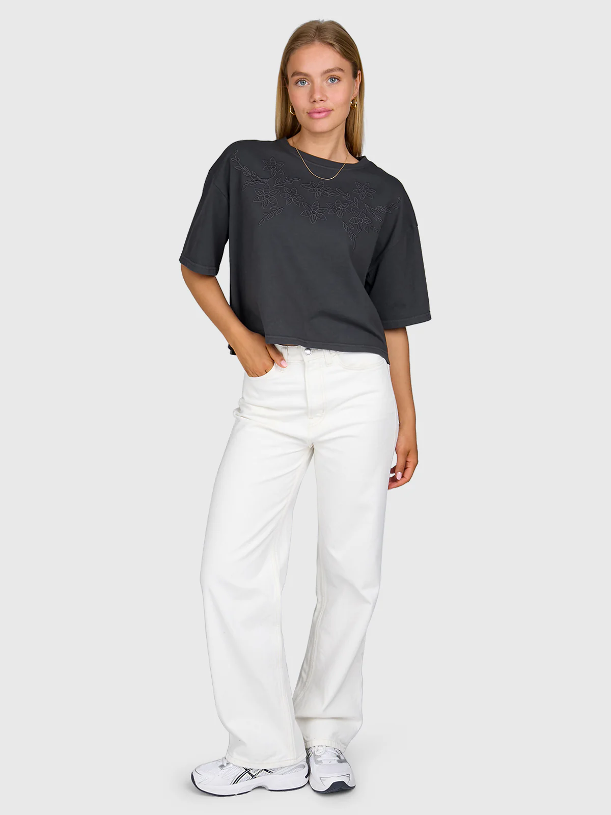 Dilola Women T-shirt | Pirate Black - Image 6