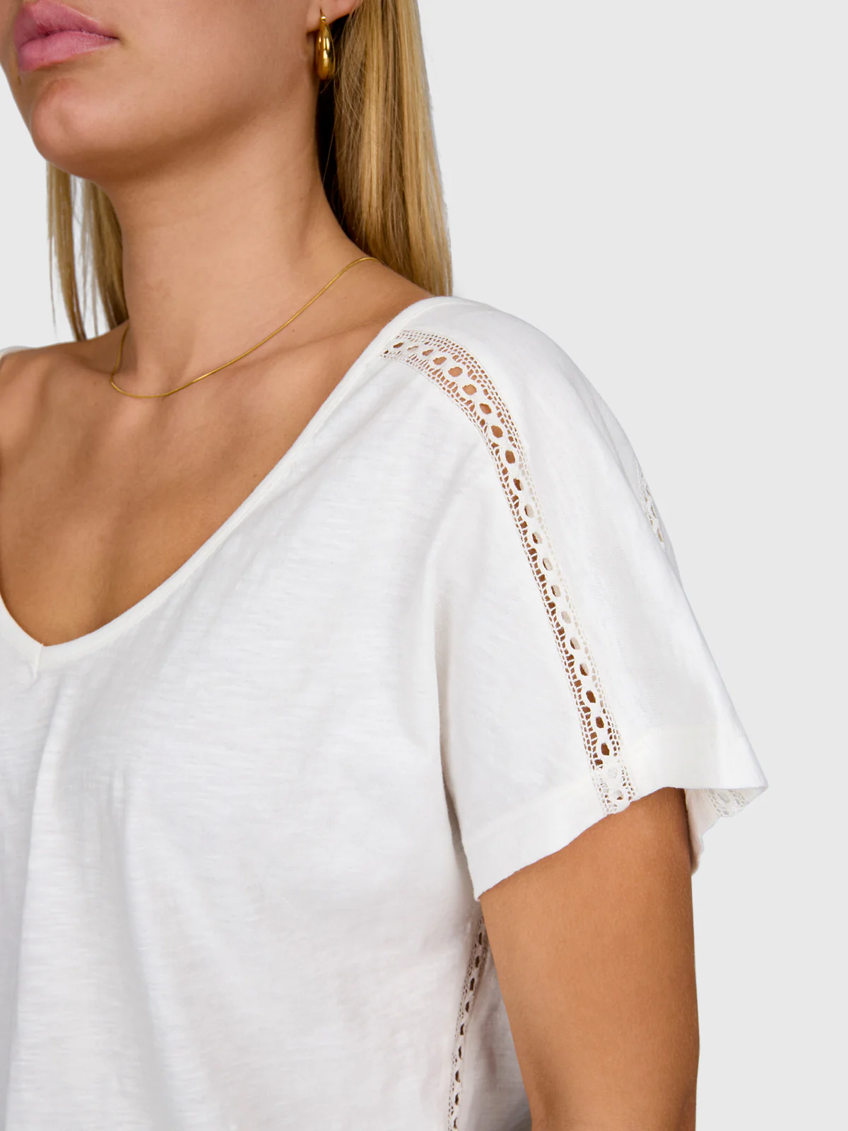Duya Women T-shirt | Snow - Image 6