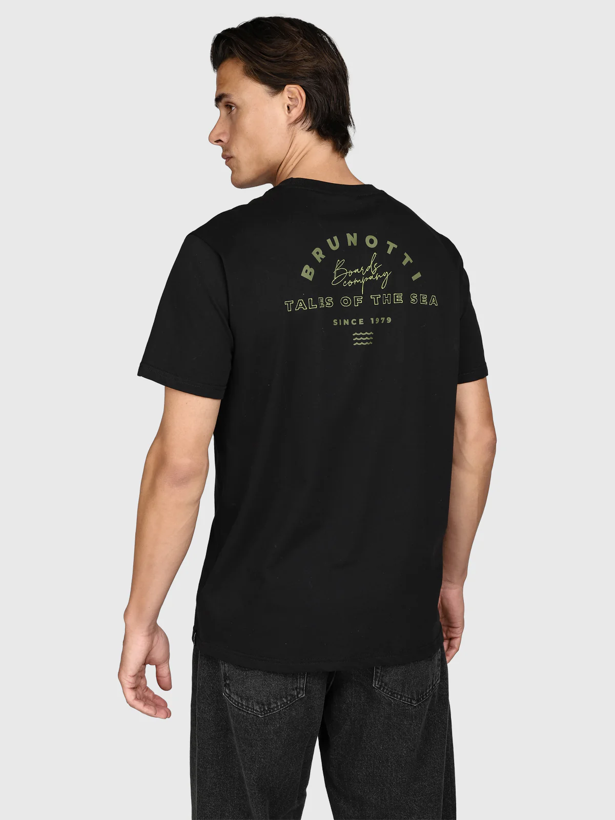 Janusai Men T-shirt | Black - Image 2
