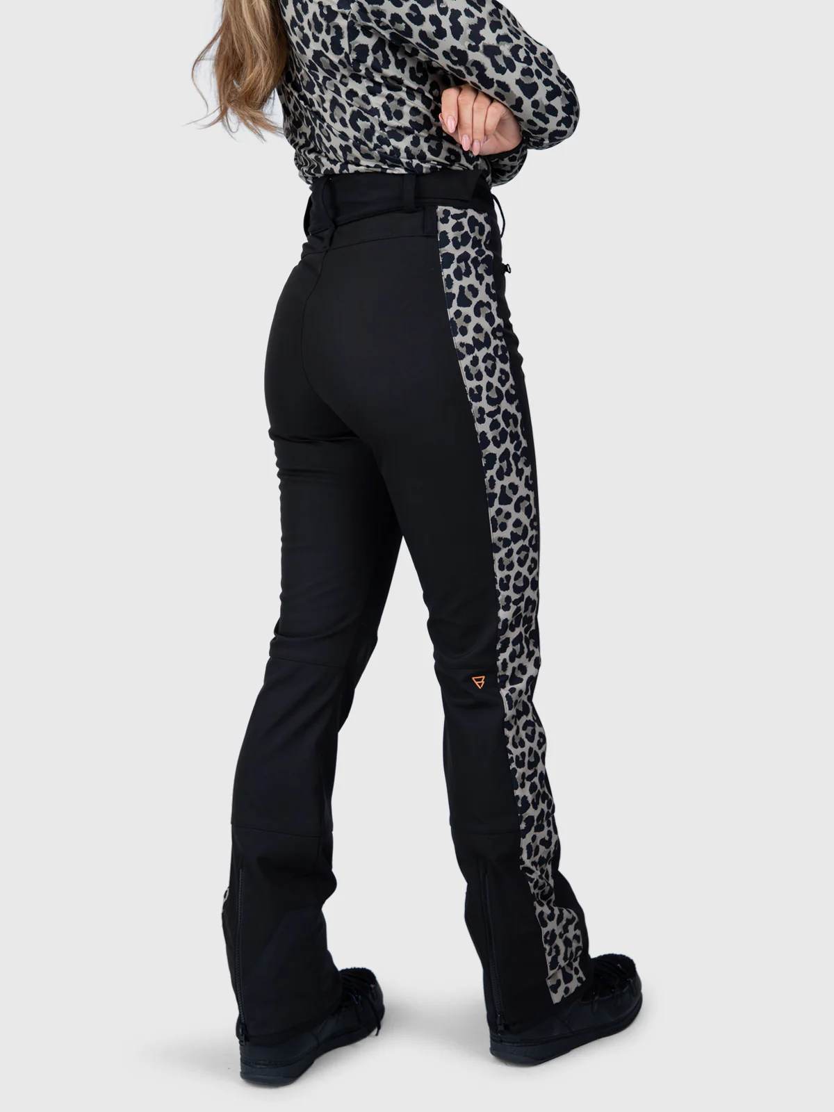 Jymma Women Softshell Pants | Black - Image 2