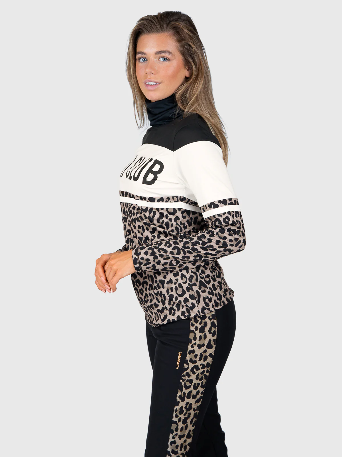 Kohlka-Print Women Fleece | Wild Thing Fungi - Image 4