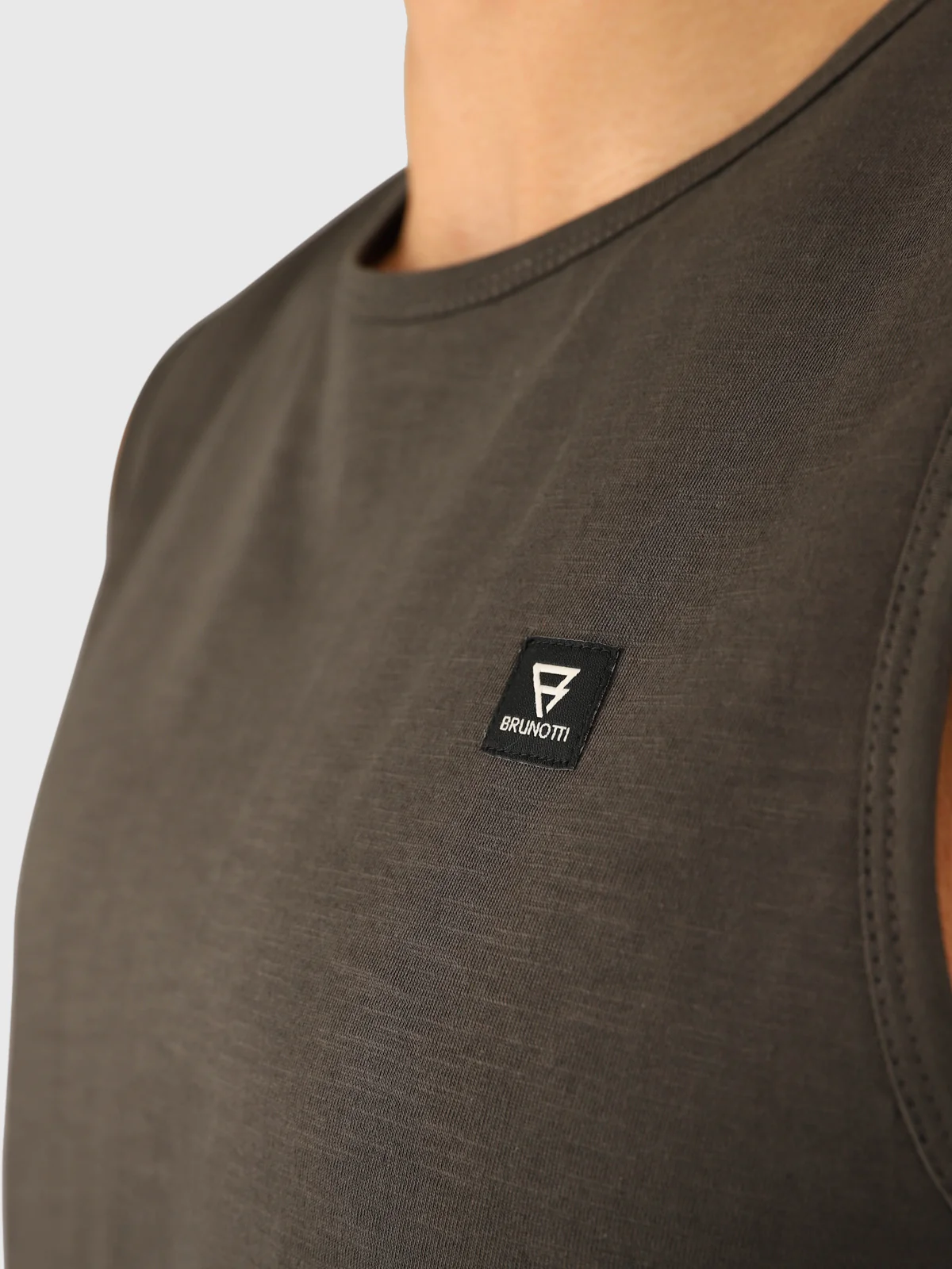 Malaku-Slub Men Singlet | Pirate Black - Image 6