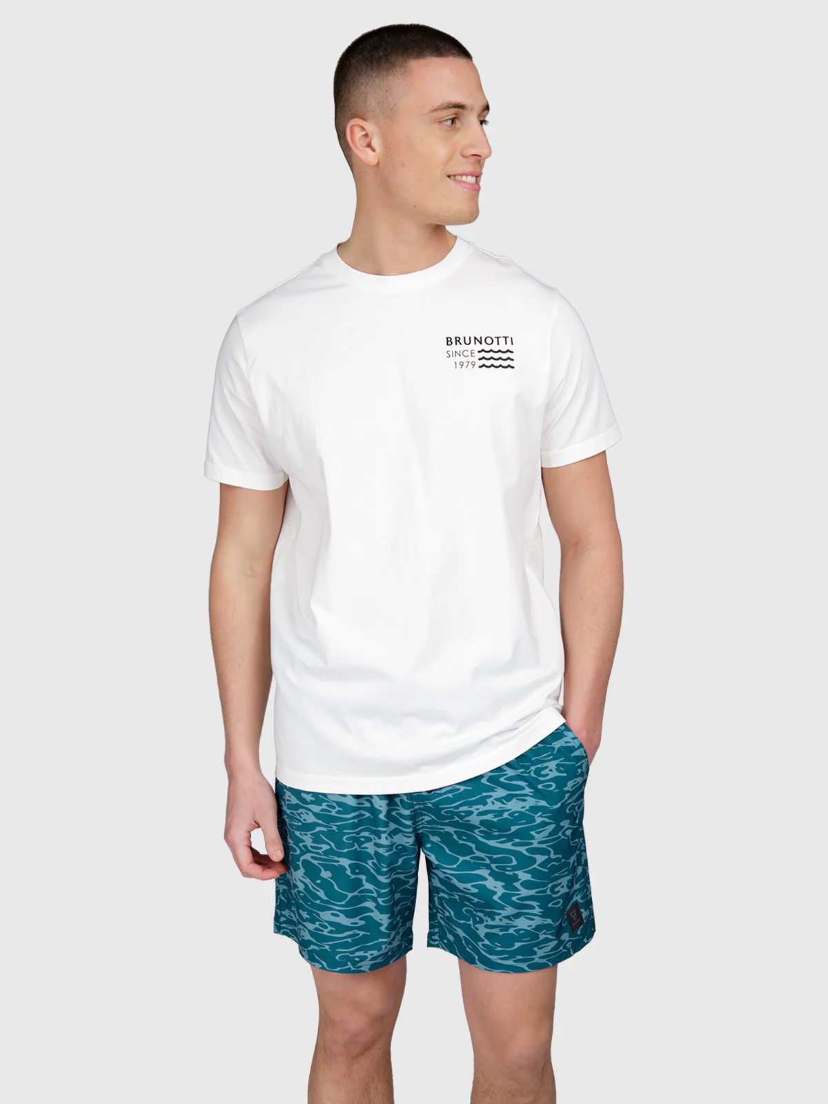 Mennolo Men T-shirt | Snow - Image 2