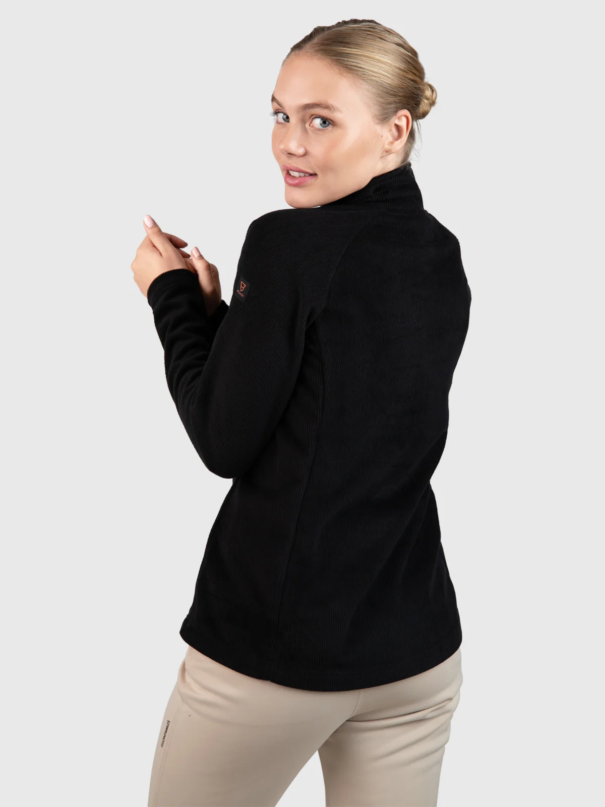 Skiania Women Fleece | Black - Image 2