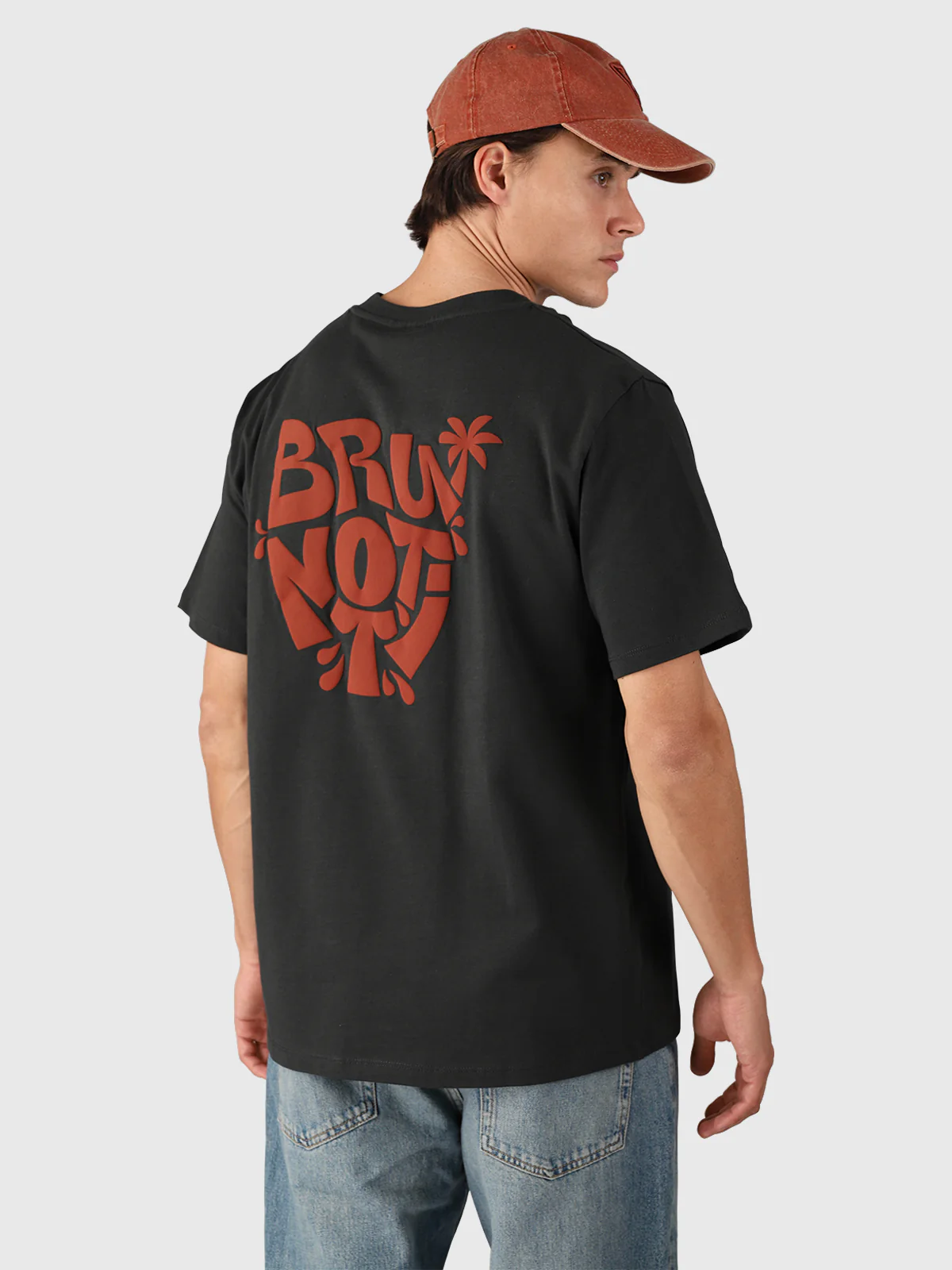Tom-Artist Men T-shirt | Pirate Black